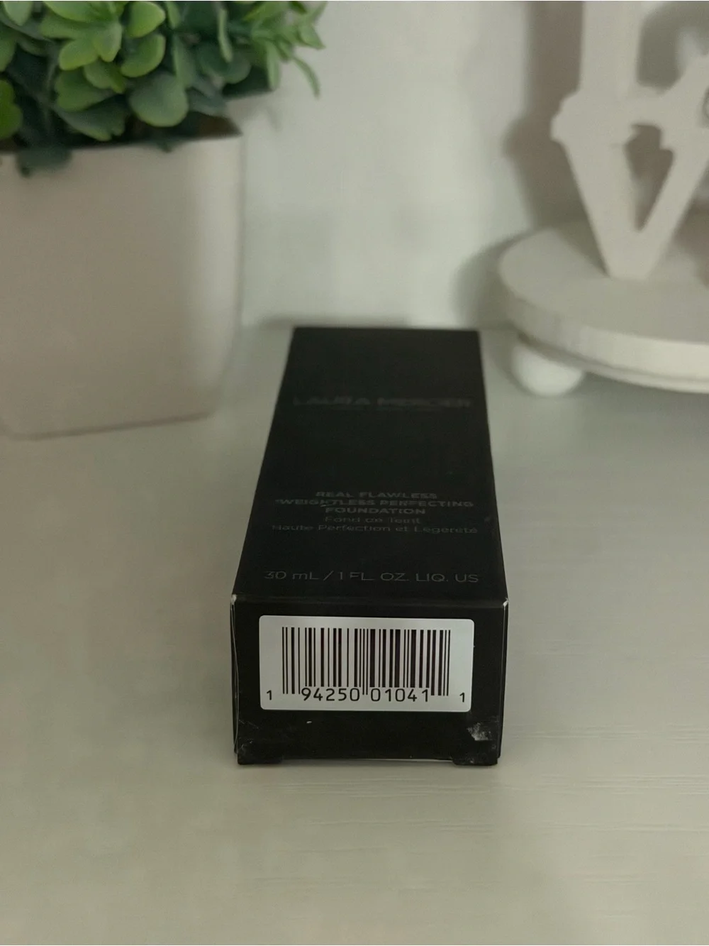 laura mercier Real Flawless Foundation - Cashmere